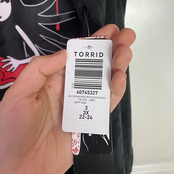 Torrid Emily The Strange Cold Shoulder Sweatshirt, lightweight size 3X NWT - Picture 15 of 16